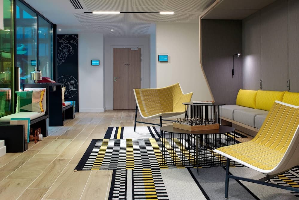 Courtyard by Marriott Paris Gare de Lyon — 20