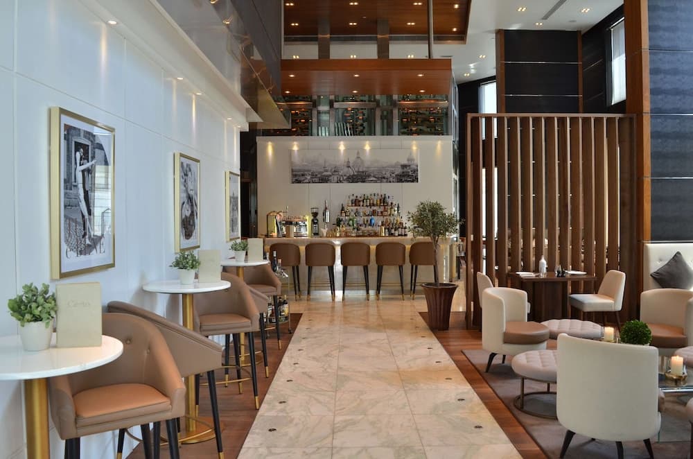 Radisson Blu Hotel, Dubai Media City — 11