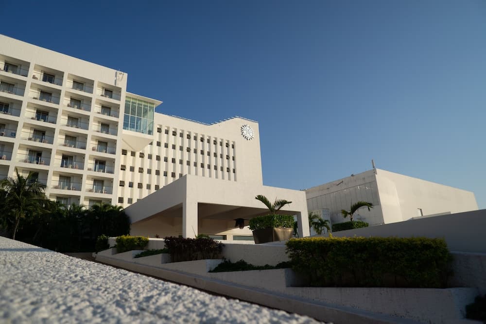 Sunset Royal Beach Resort - All Inclusive — 14