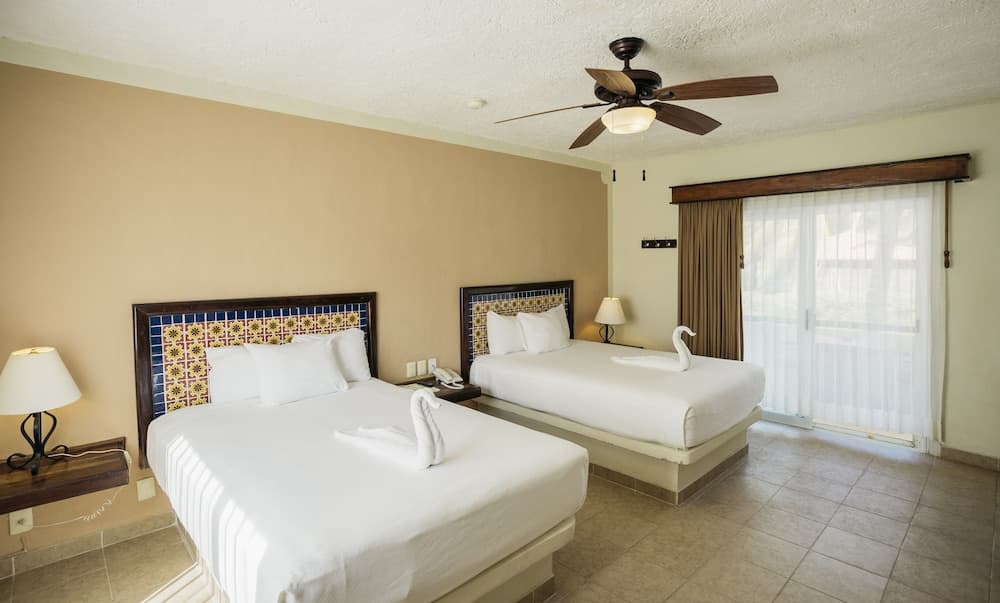 Petit Lafitte Hotel — 25