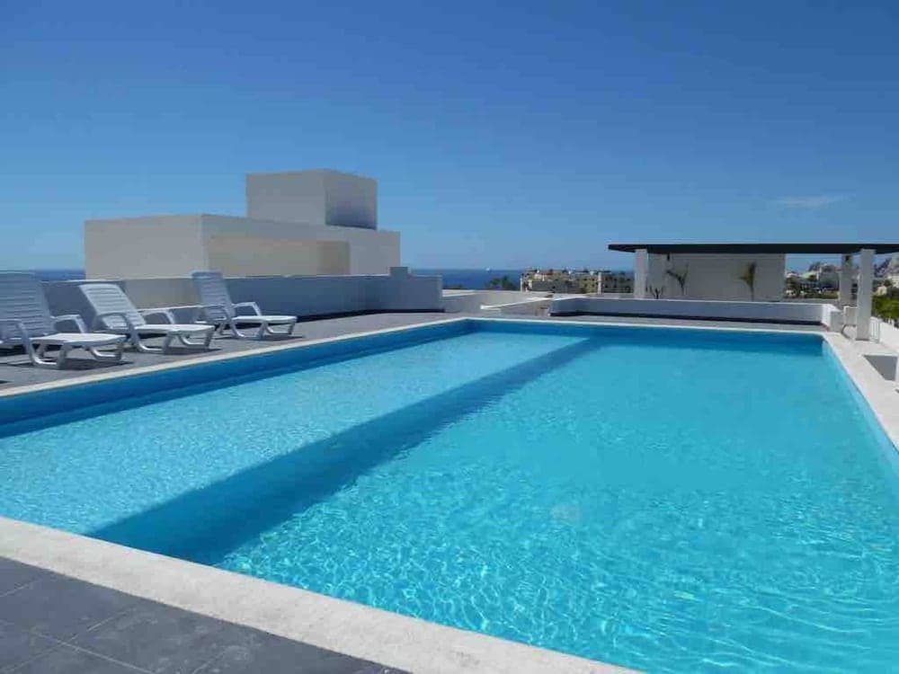 Hermoso Condominio a 300 Metros de la Playa El Médano — 5