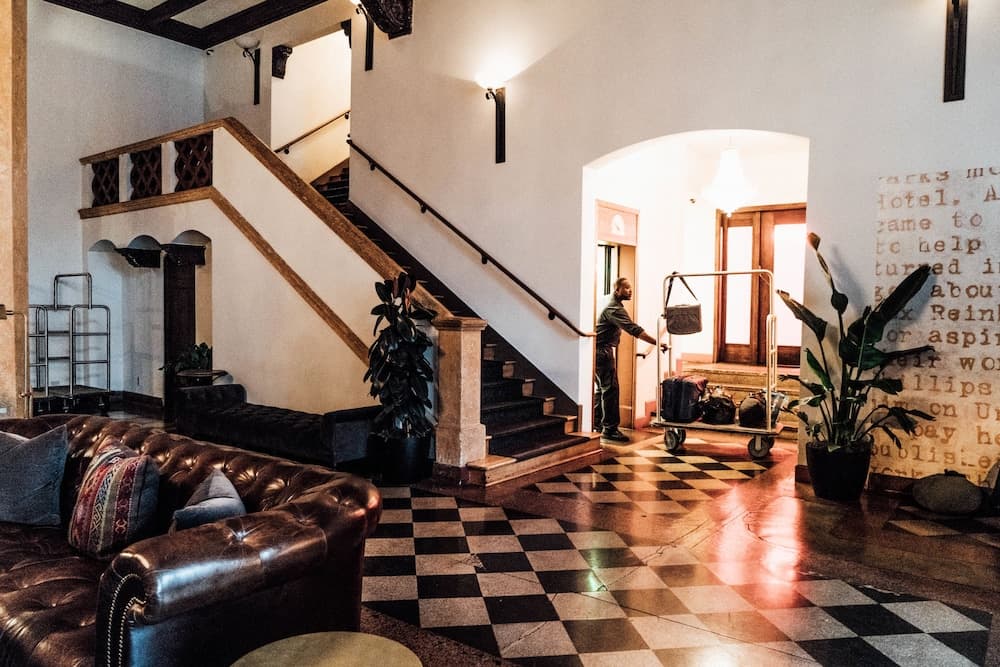 Hotel Normandie — 3