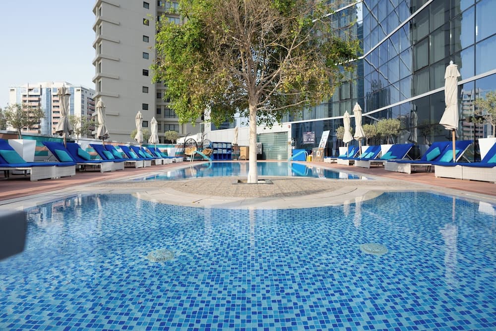 TRYP by Wyndham Dubai — 8