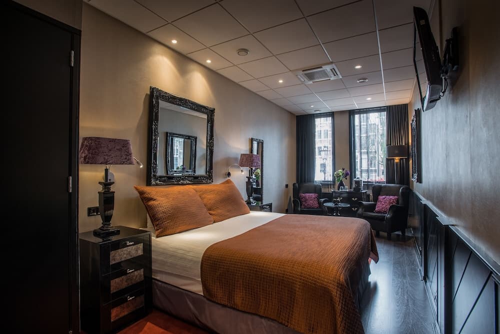 Hotel Sebastian's — 25