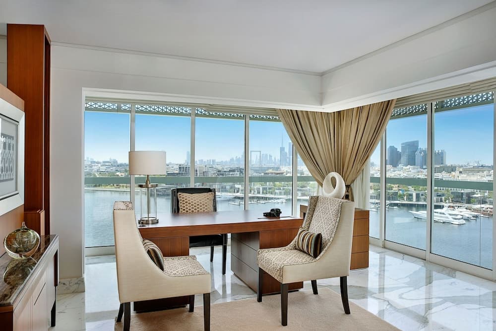Sheraton Dubai Creek Hotel & Towers — 15
