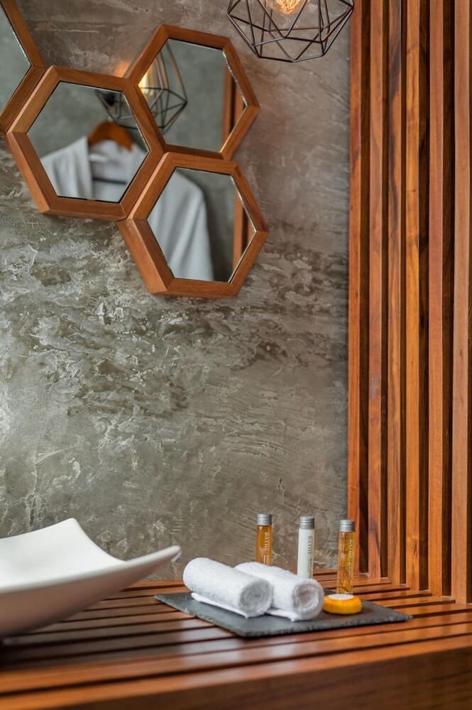 Leaf Boutique Condos — 30