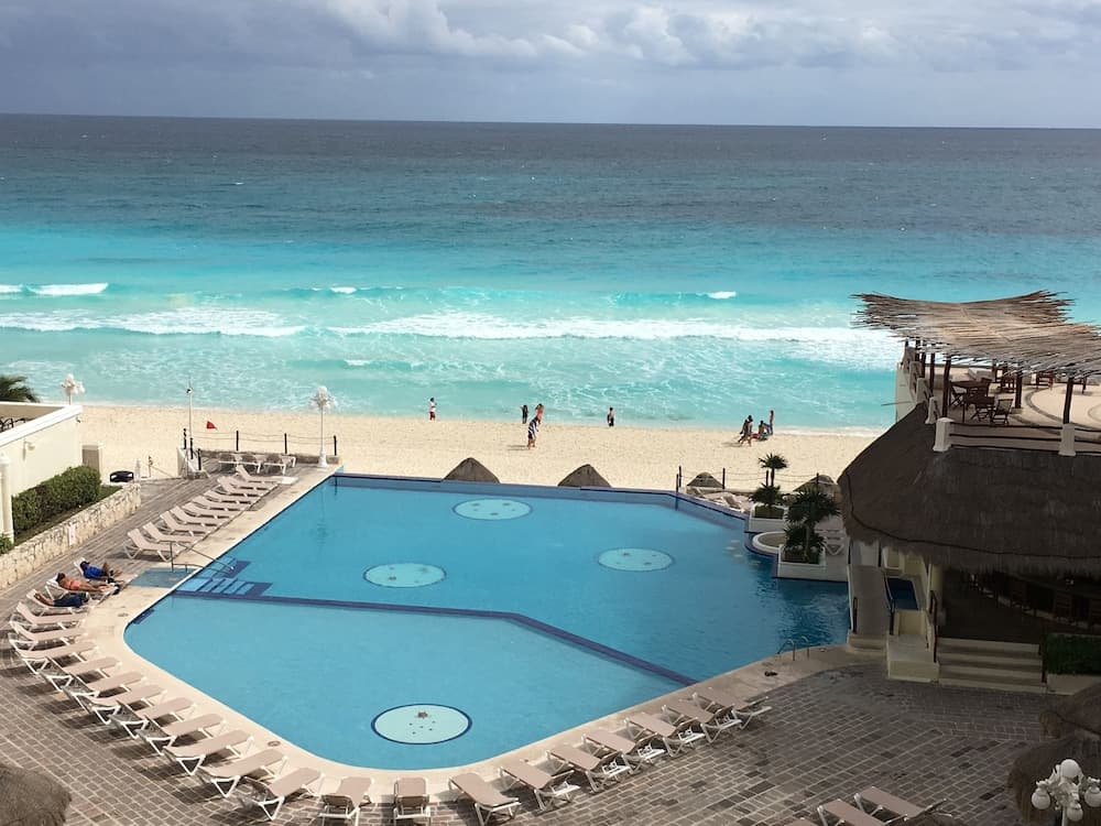 Cancun Plaza Condo — 2