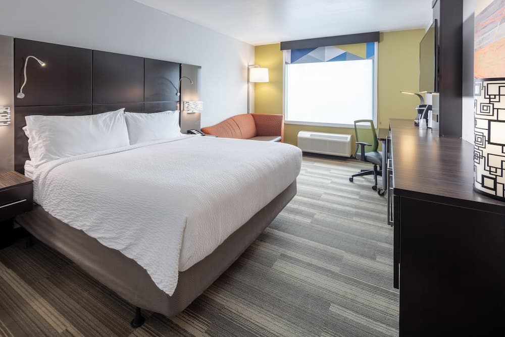 Holiday Inn Express Ft. Lauderdale Cruise-Airport by IHG — 12