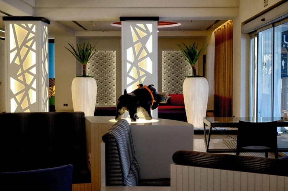 Hotel Vértice Sevilla — 2