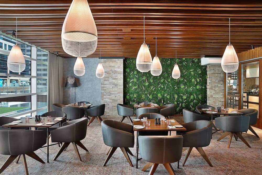 DoubleTree by Hilton Dubai - Business Bay — 9