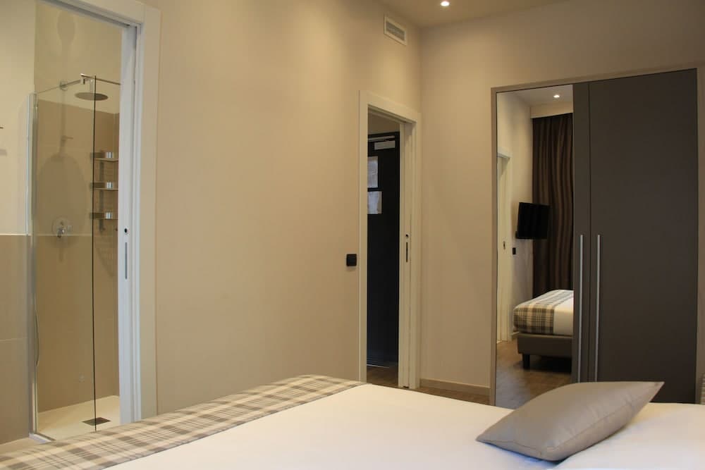 Duomo Hotel & Apartments — 21