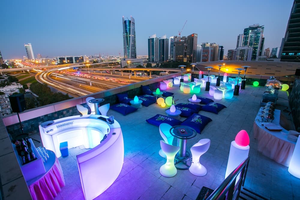 Two Seasons Hotel & Apartments — 29