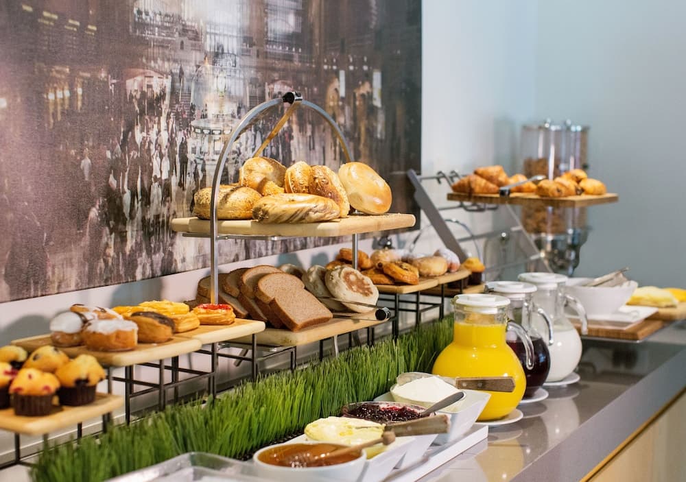 The Fifty Sonesta Hotel New York — 23