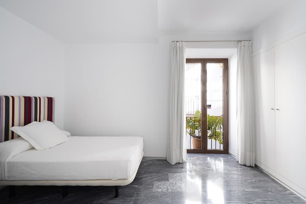 en un | Apartamentos Jondo — 18