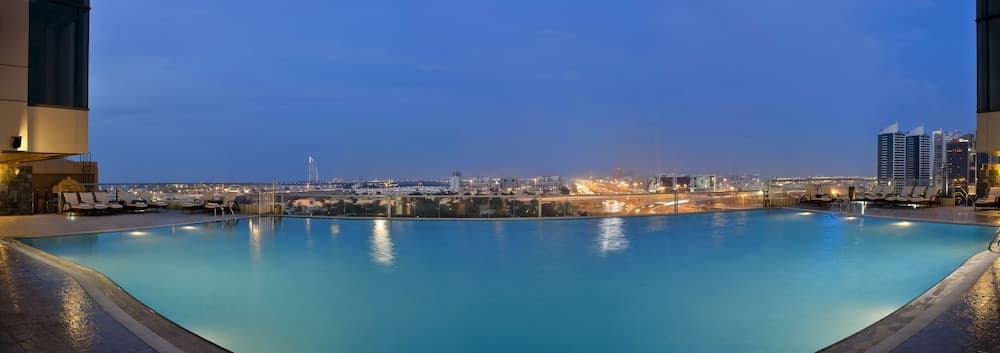 Two Seasons Hotel & Apartments — 14
