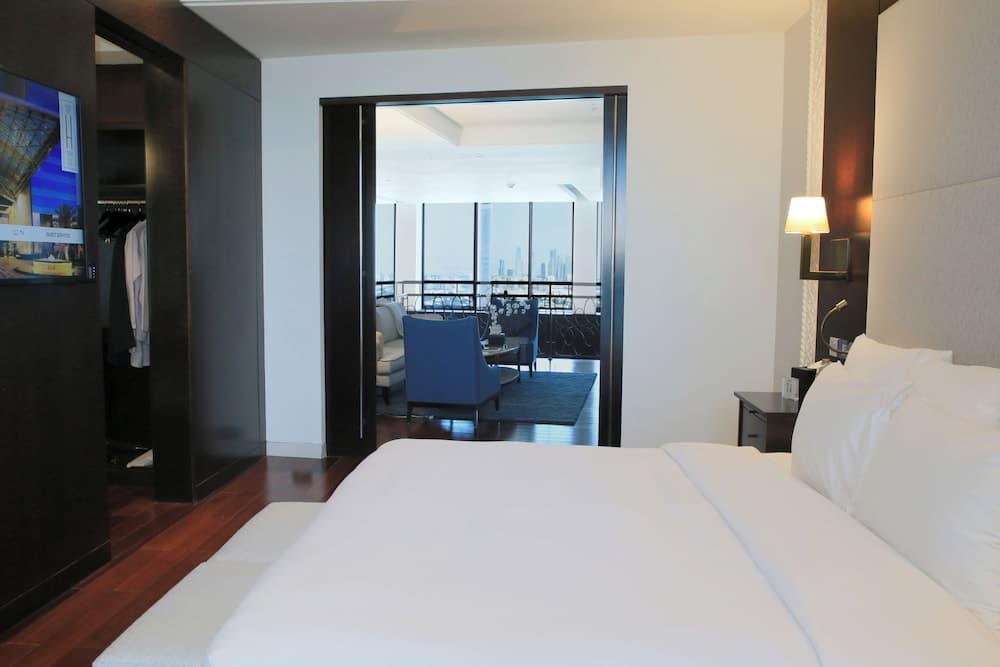 The H Dubai — 11
