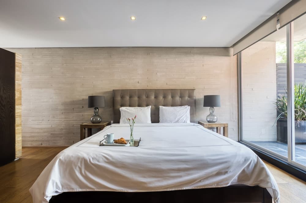 AR 218 Hotel von ULIV — 9