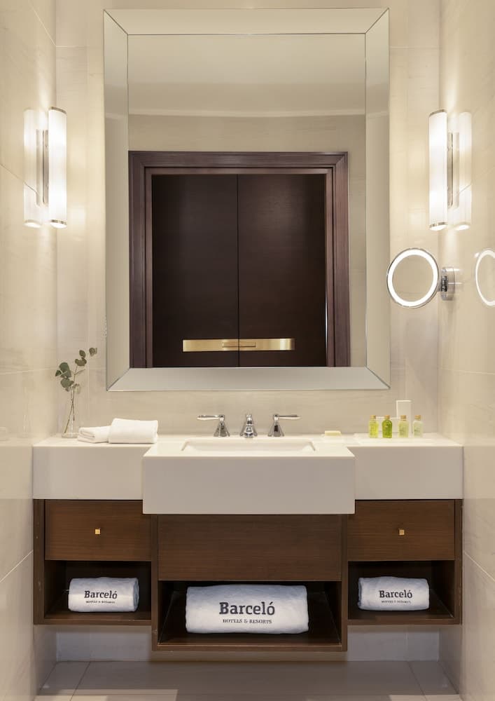 Barcelo Istanbul — 25