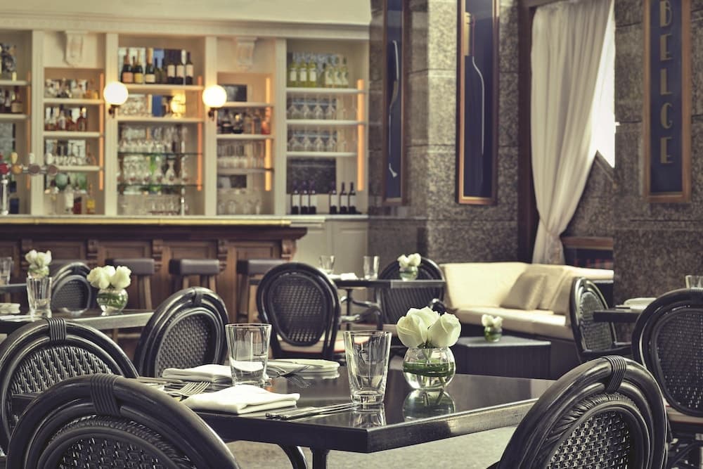 The Ritz-Carlton, Dubai International Financial Centre — 11