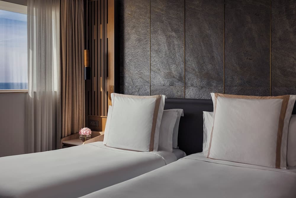 Jumeirah Beach Hotel Dubai — 9