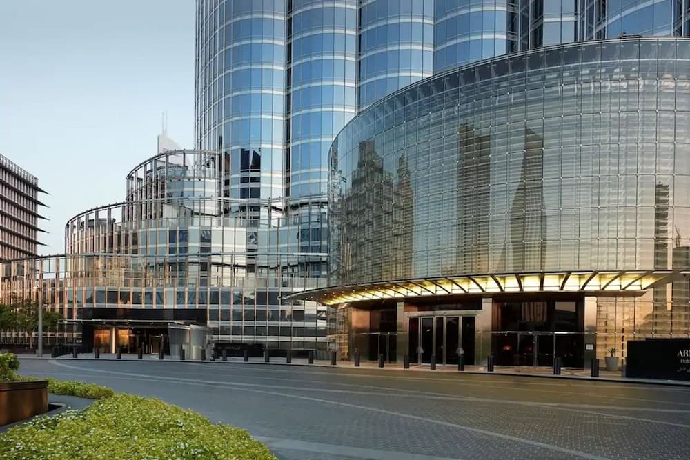 Armani Hotel Dubái, Burj Khalifa — 12
