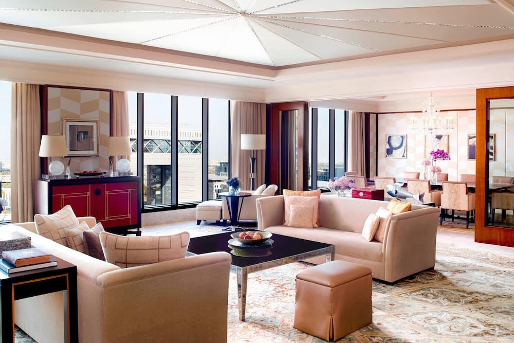 Das Ritz-Carlton, Dubai International Financial Centre — 20