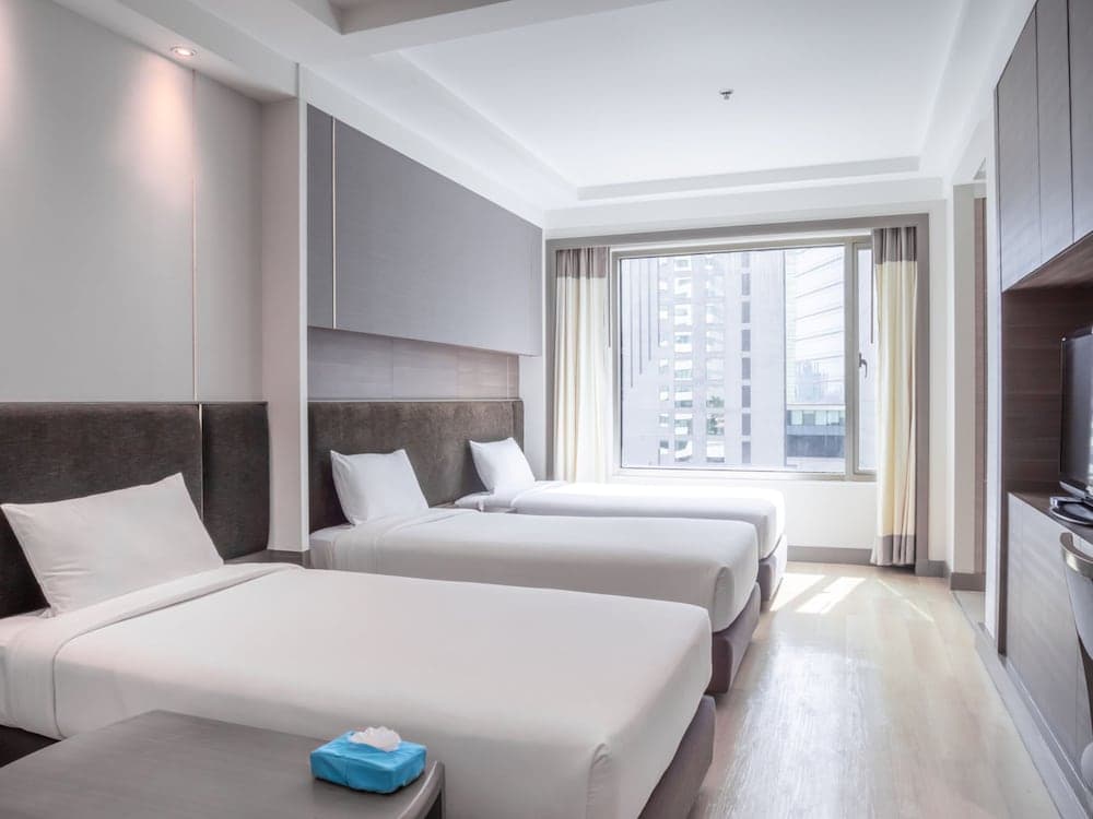 Jasmine City — 2