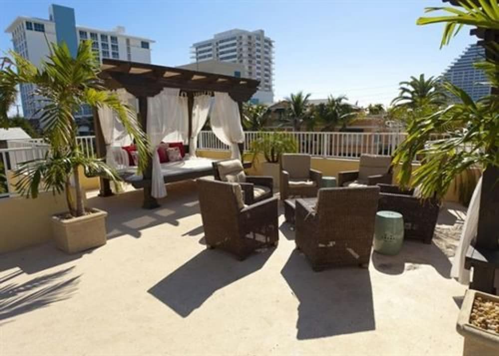 La Casa Del Mar — 28