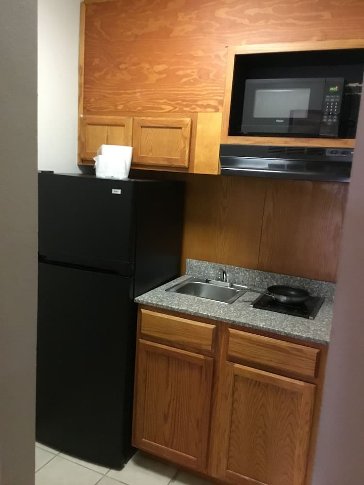 Aviation Inn — 14