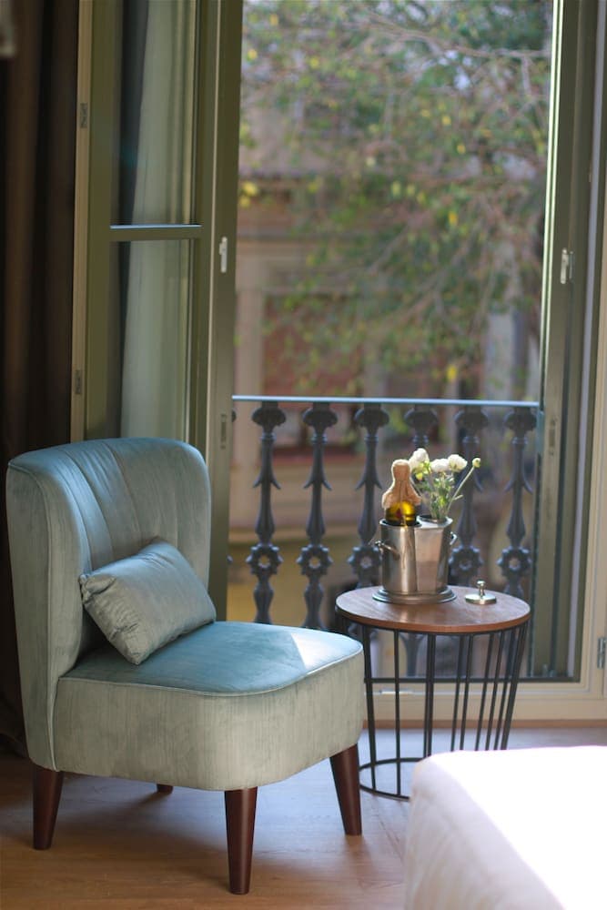 Hotel Well and Come Barcelona — 4