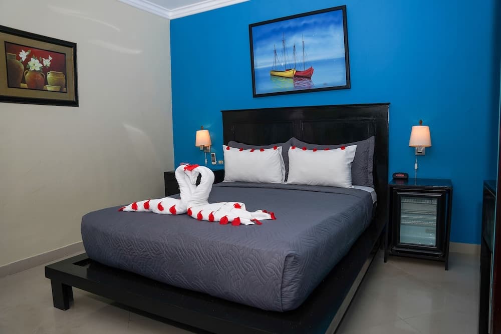 L'Hotel MT — 21