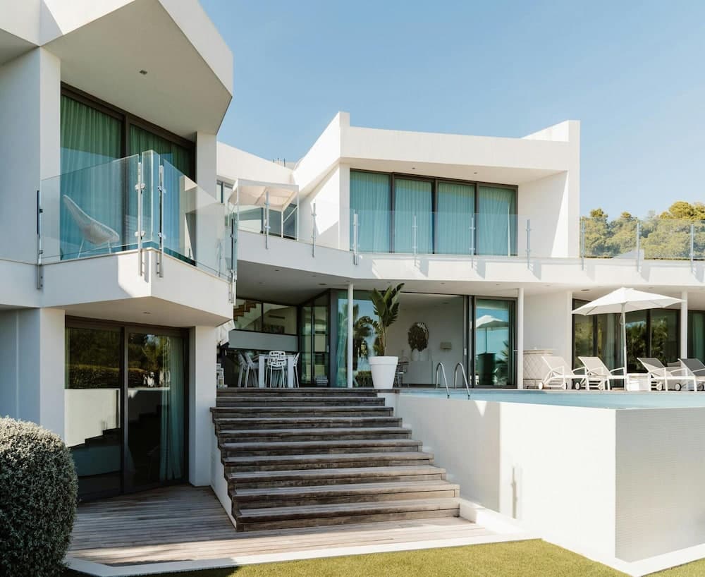 Casa de Vacaciones Moderna con Amplias Terrazas — 1