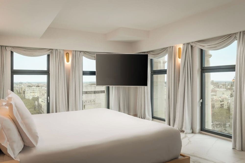 Bless Hotel Barcelona — 24