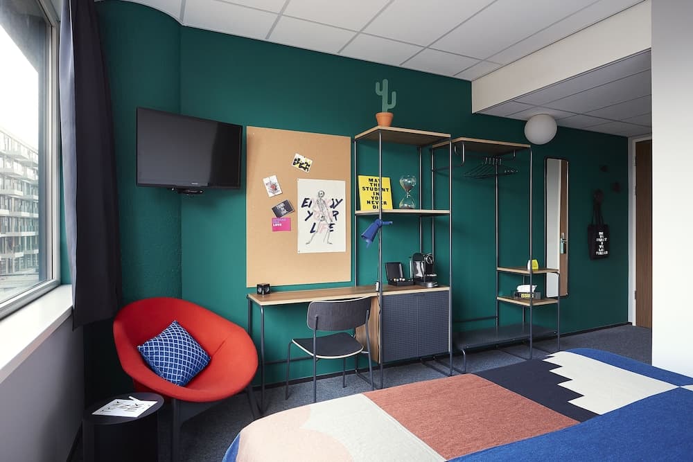 The Social Hub Amsterdam West 4 — 11