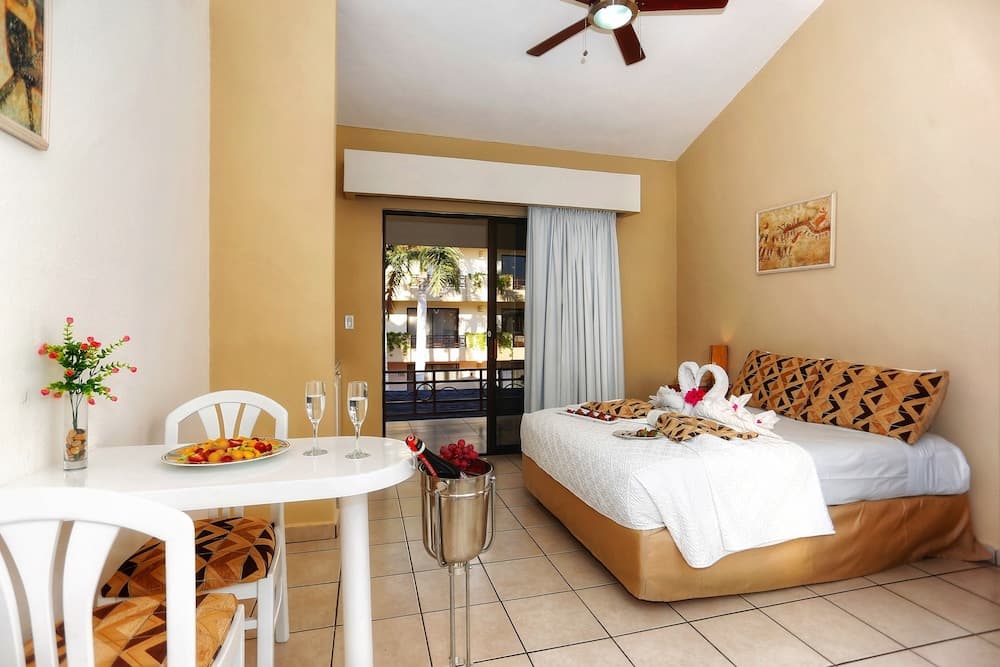 Hotel Santa Fe by Villa Group — 12