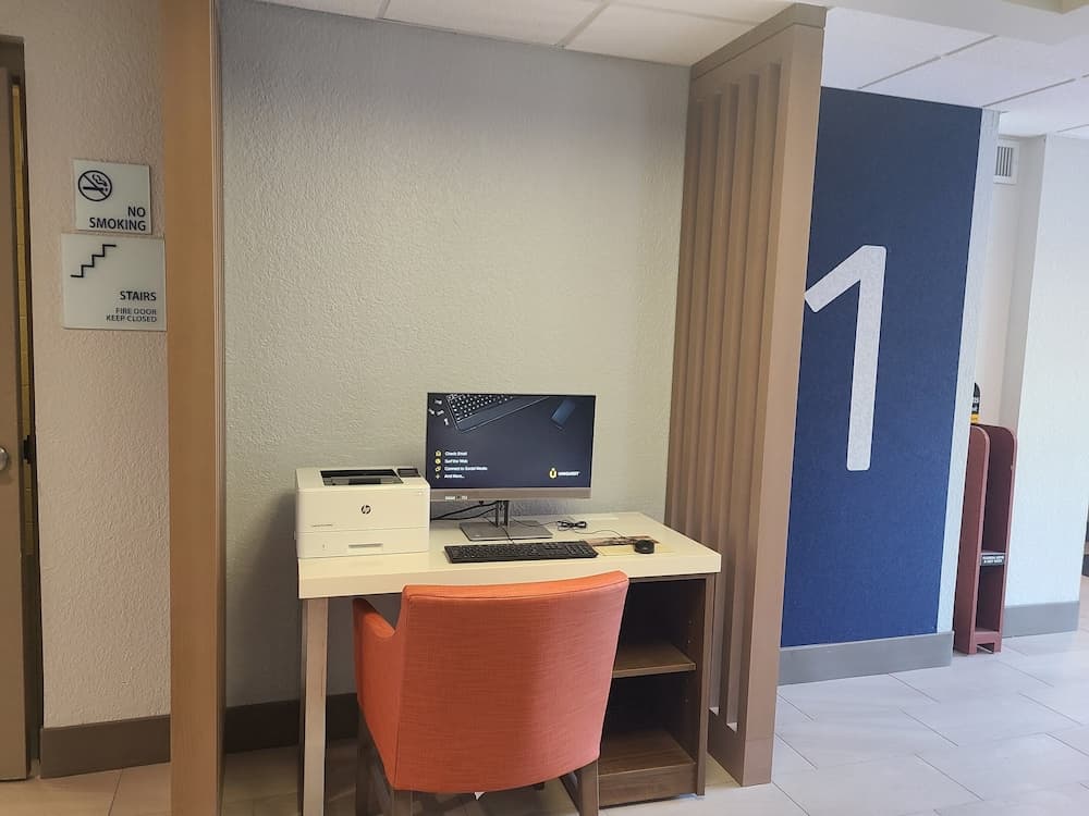 Holiday Inn Express & Suites Ft. Lauderdale N - Exec Airport by IHG — 5