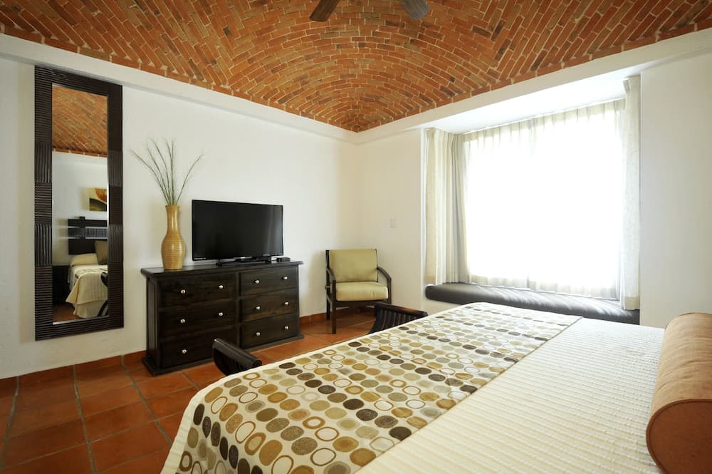 Las Palmas Condominio — 11