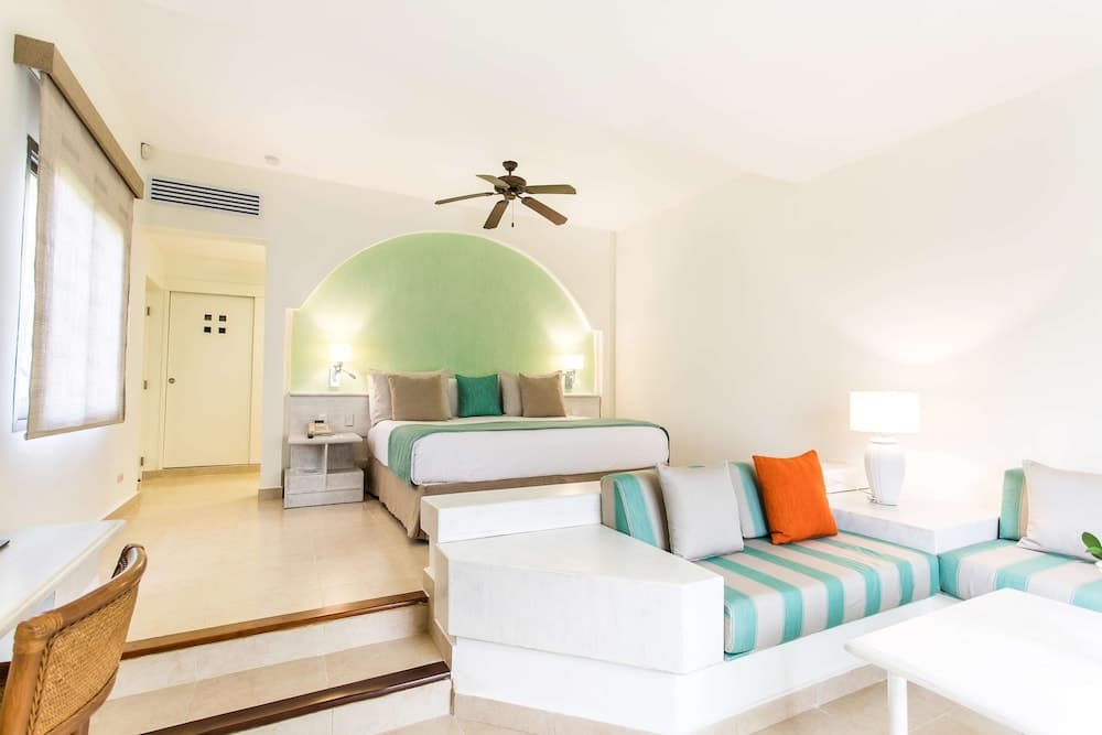 Iberostar Selection Bávaro Suites - All Inclusive — 16