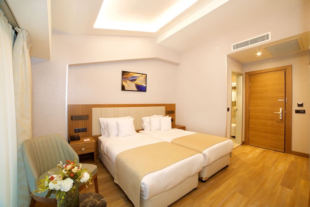 Erboy Hotel — 13