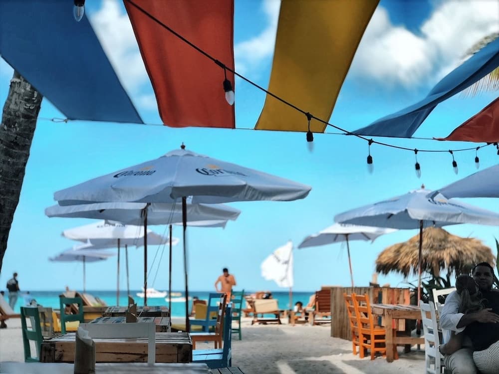 Las Terrazas VIP Pool Beach Club & Spa — 11