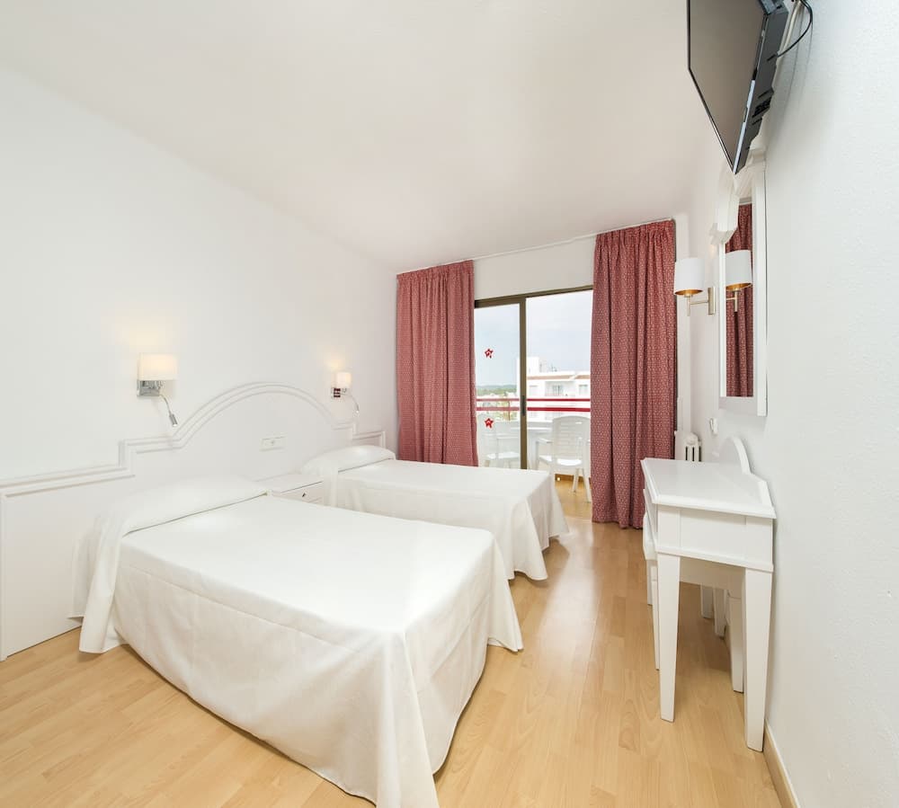 Coral Star Hotel — 10