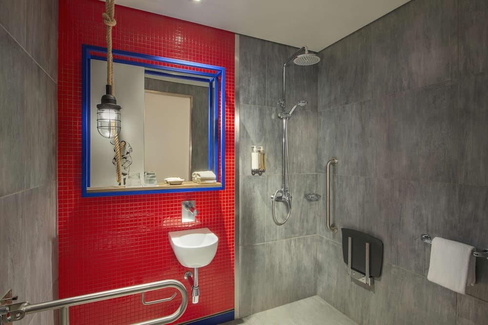 Hampton by Hilton Dubai Al Seef — 25