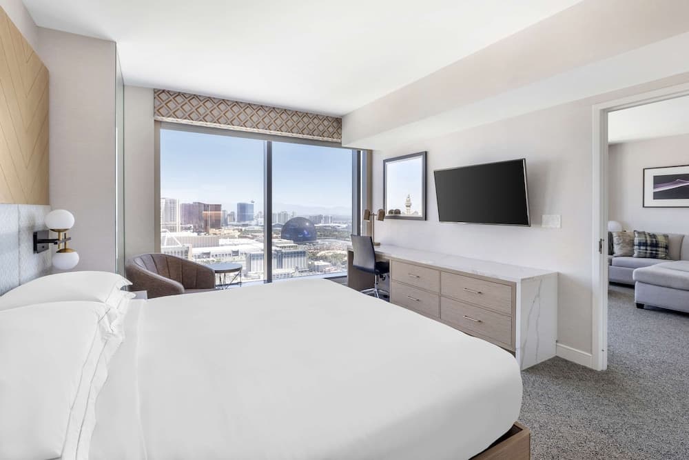 Hilton Grand Vacations Club Elara Center Strip Las Vegas — 30