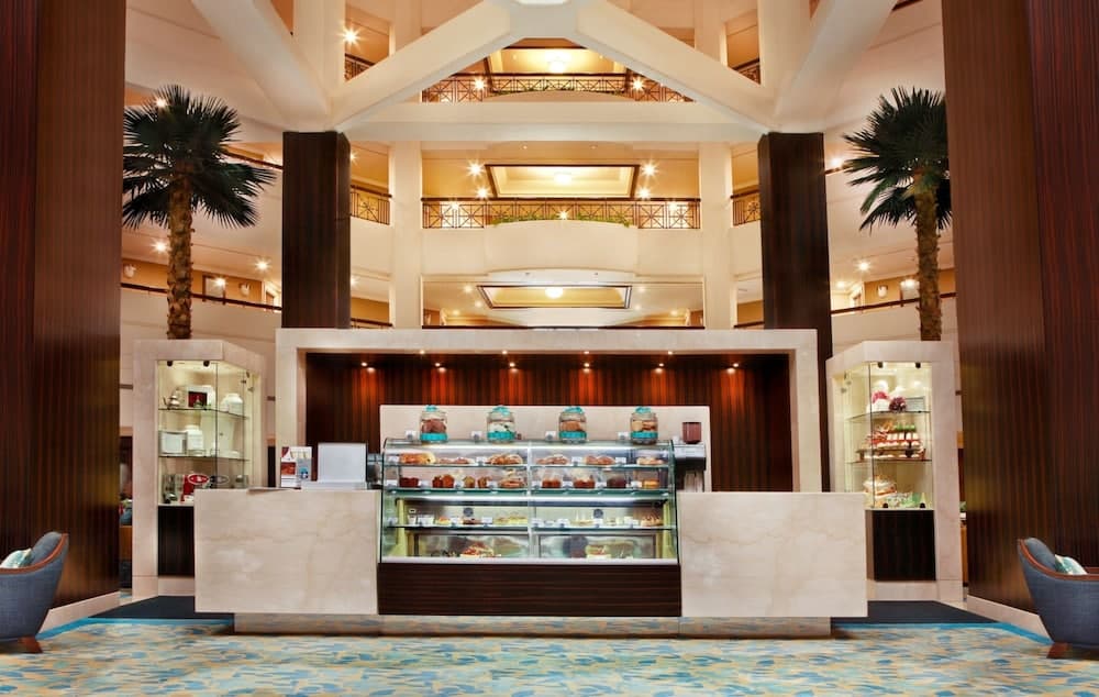Mövenpick Grand Al Bustan Dubai — 5