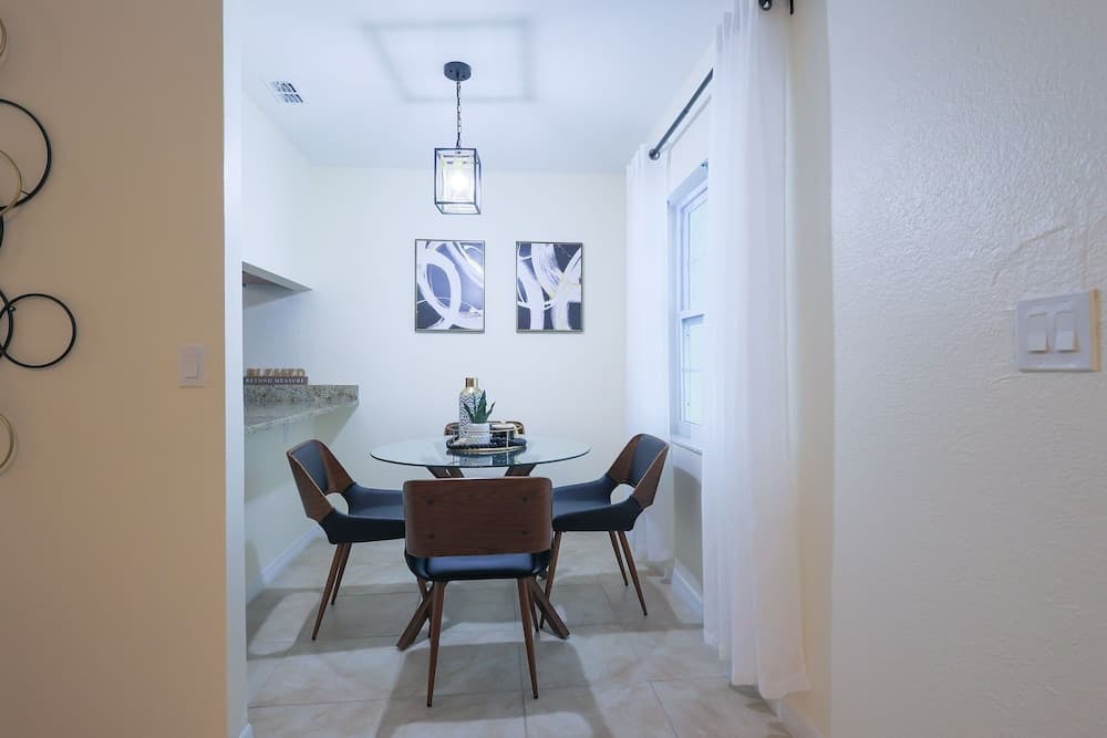 Saint Joseph Suites Centro de la ciudad de Tampa — 3