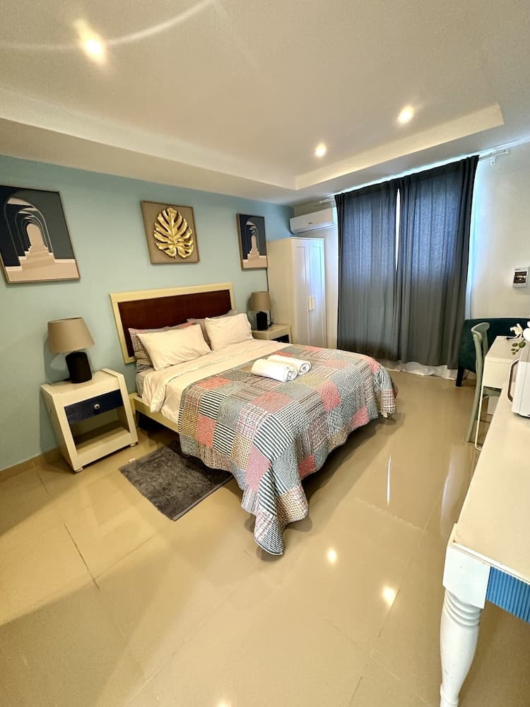 Noé Hotel — 8