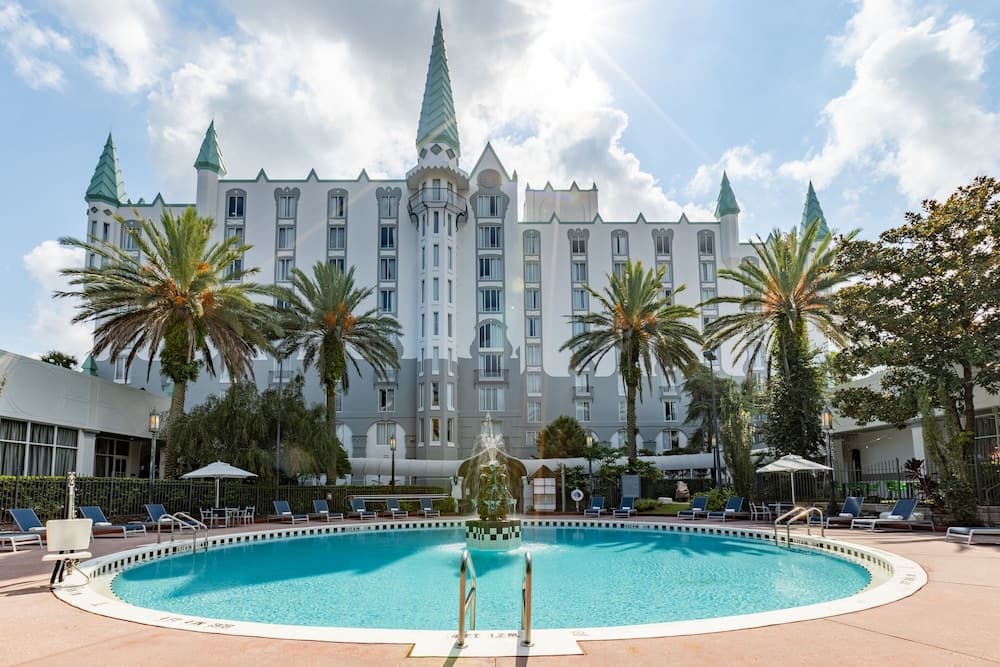 Castello Hotel, Autograph Collection — 1