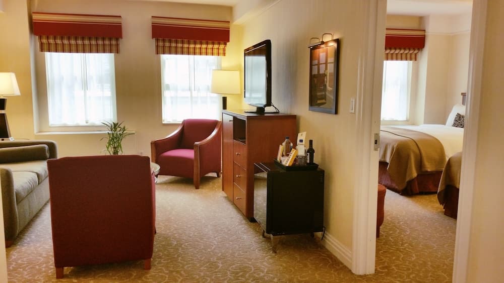 San Carlos Hotel — 26