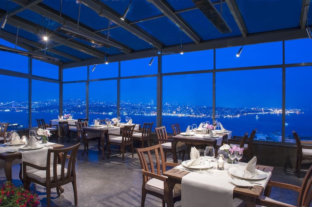 InterContinental Istanbul by IHG — 12