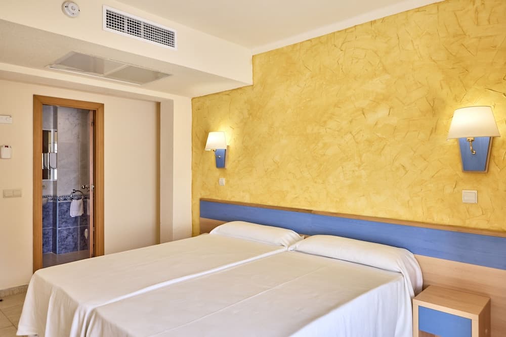AHOI! Urban Beach Hotel — 25